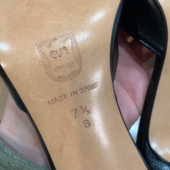 Charles Davis black pointed heels - Picture 5 of 8